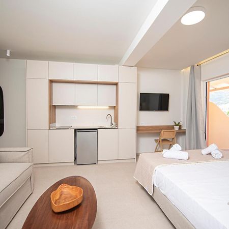Ck Apartments นีดรี ภายนอก รูปภาพ